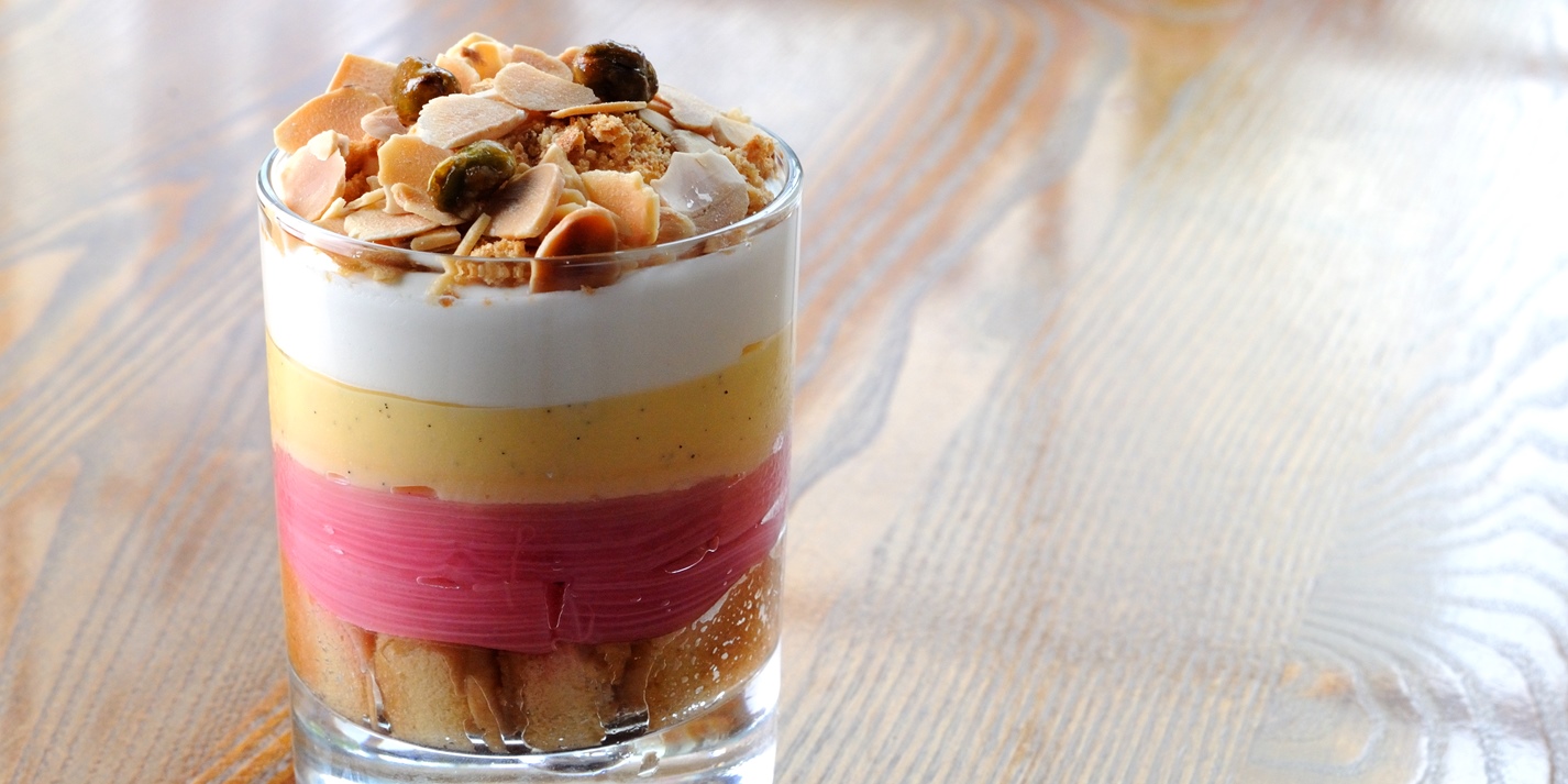 Trifle перевод. Classic British Trifle.