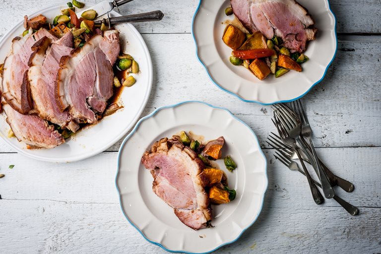 How To Cook Gammon Roast Honey Glazed Christmas Ham Bigspud / They