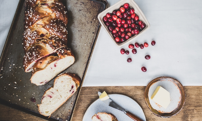 Leave to cool completely before slicing