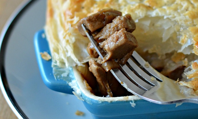 Quorn Steak Strip and Onion Pie Recipe - Great British Chefs