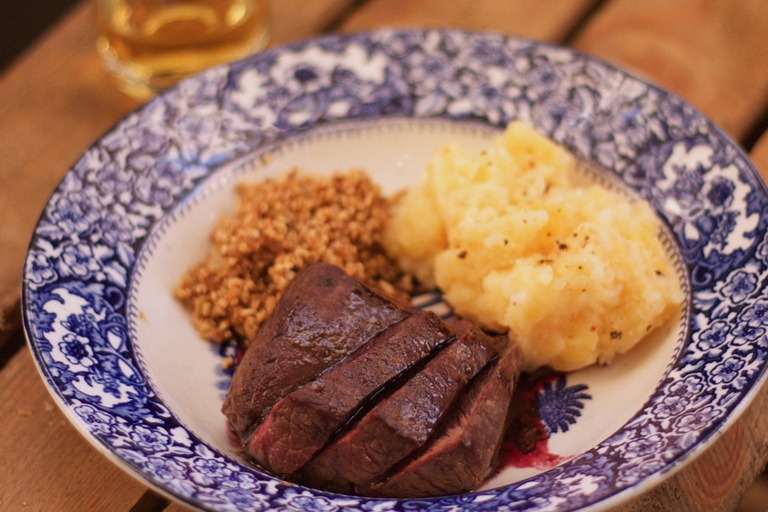 Pan Roasted Loin Of Venison With Redcurrant Sauce Recipe Great