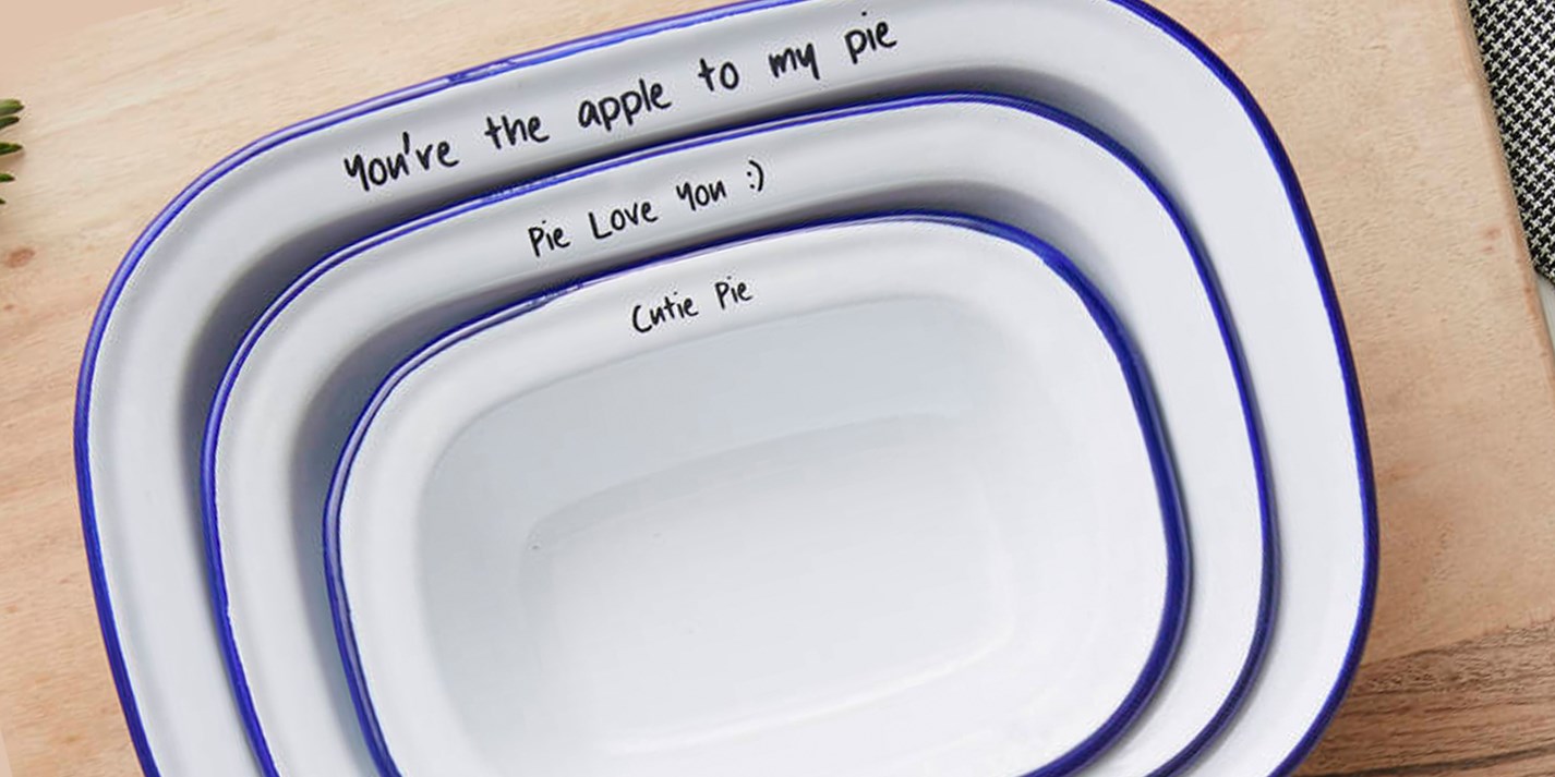 personalised pie dish