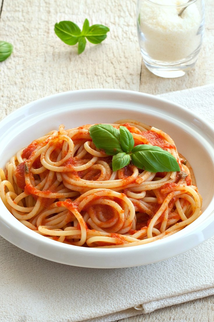 Spaghetti al Pomodoro Recipe - Great Italian Chefs