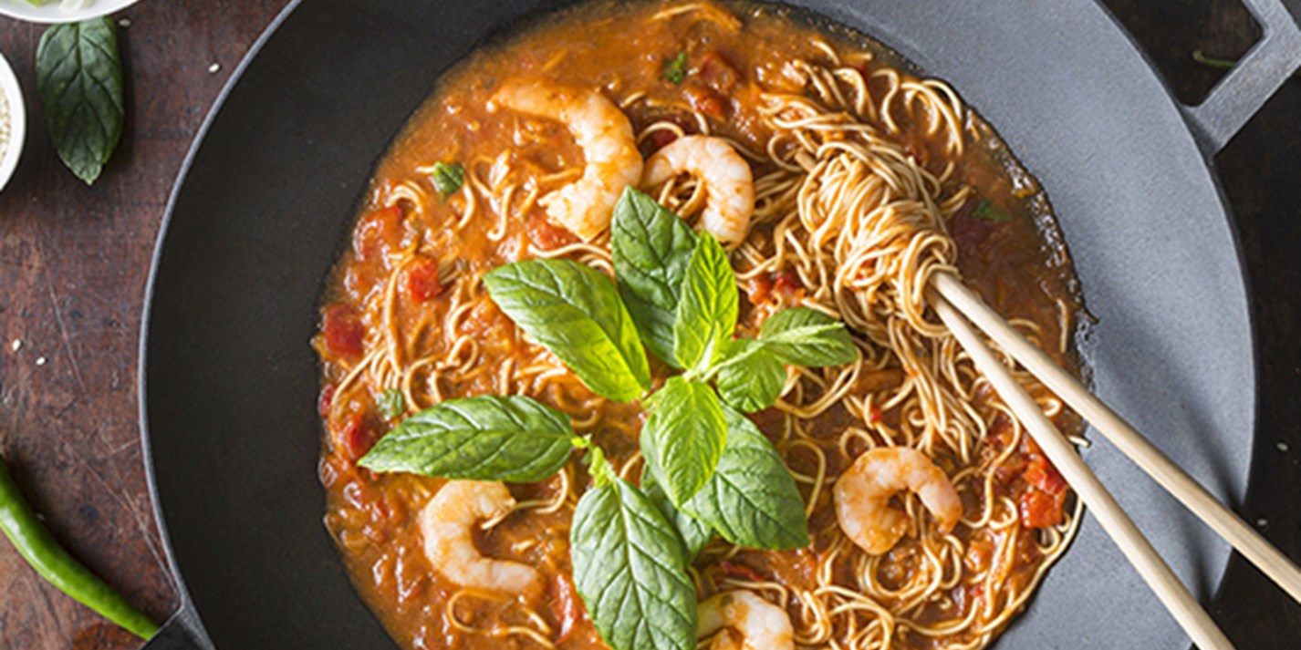 Win a contemporary cast iron Typhoon wok worth over £40 Great British