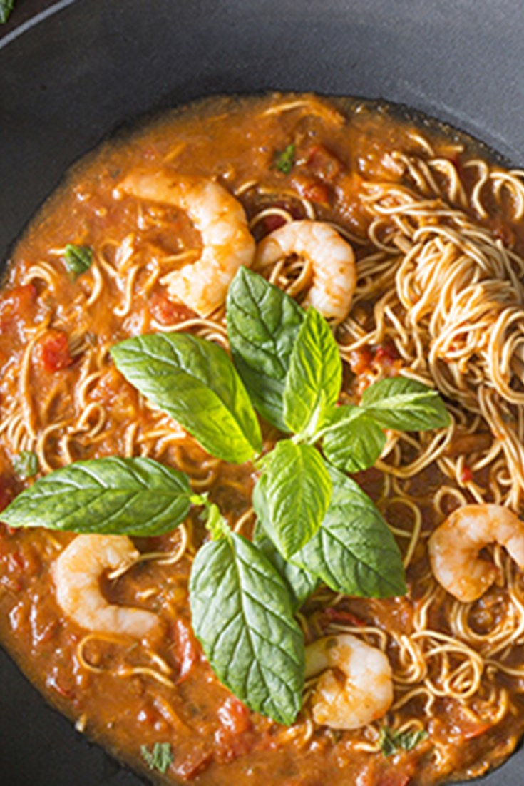 Win a contemporary cast iron Typhoon wok worth over £40 Great British