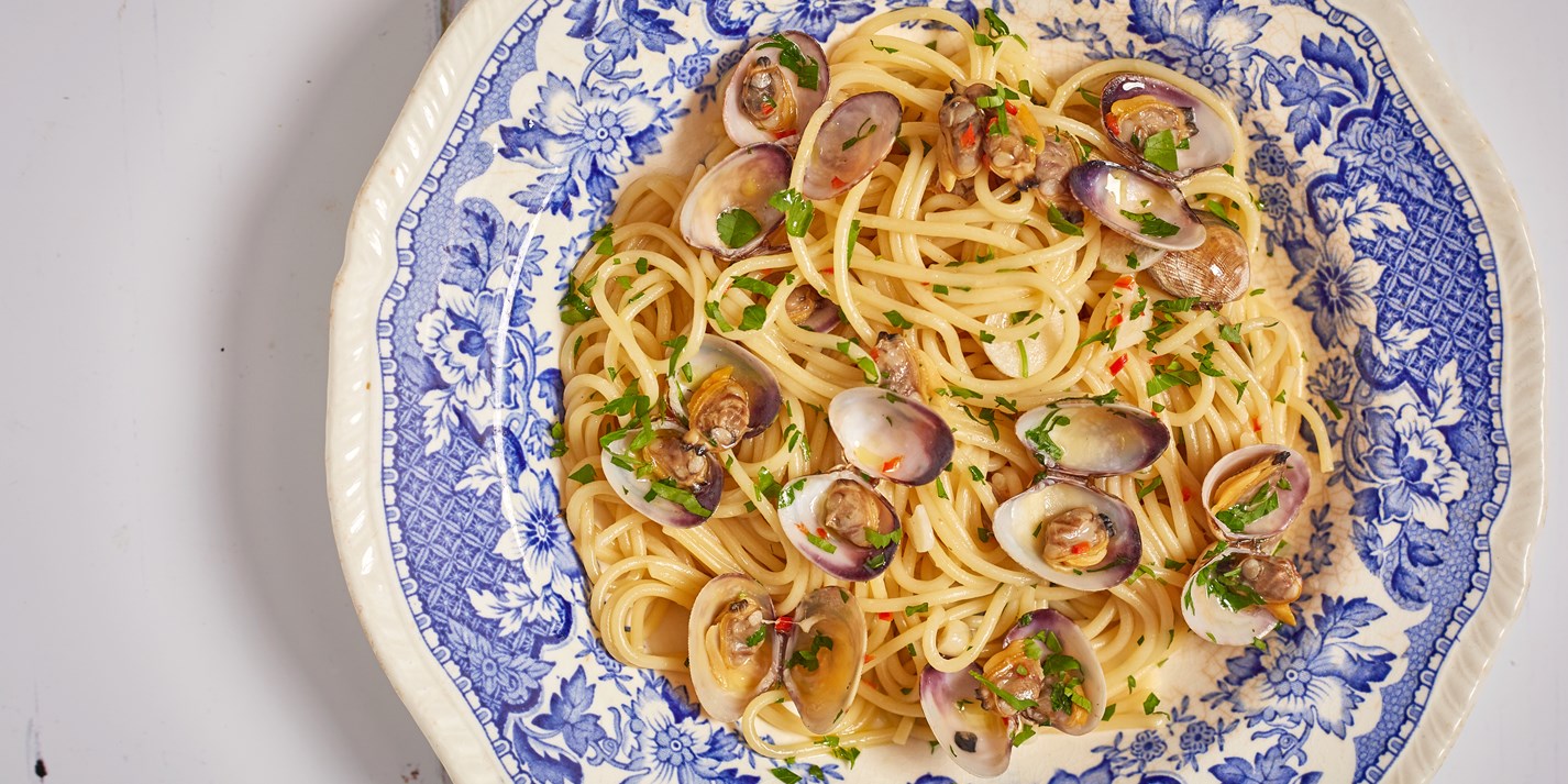 Spaghetti Alle Vongole Recipe - Great Italian Chefs