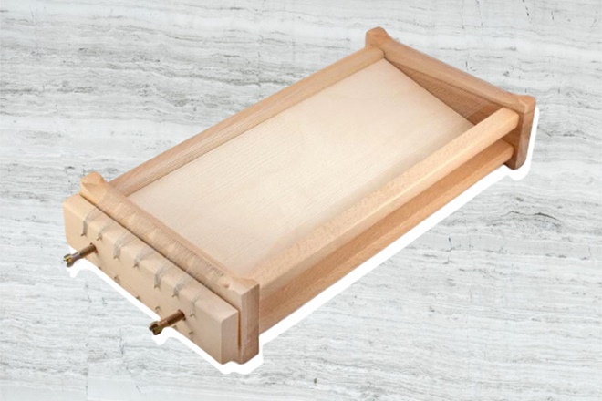 Win 1 of 2 spaghetti alla chitarra pasta cutters