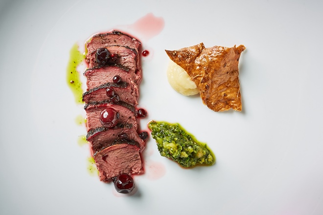 Peppered smoked hare, jerusalem artichoke, winter pesto and bramble dressing