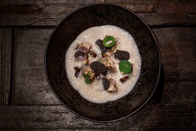 Chicken and chestnut shorba 