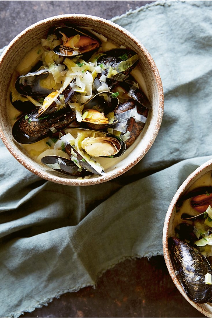 Mussels with Leeks, Cider and Clotted Cream Recipe Great British Chefs